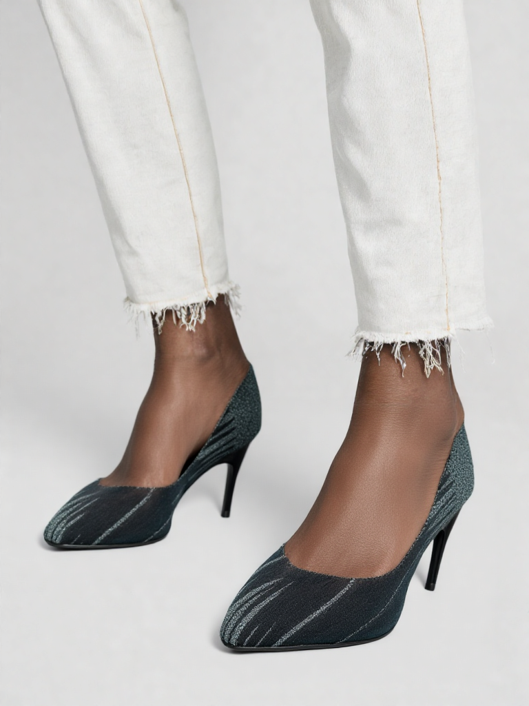 Essence Hi2Lo - Black